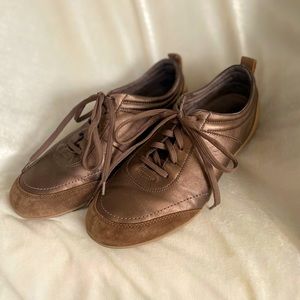 Vionic Bronze/ Brown Leather Willa Shoes Sneakers 9